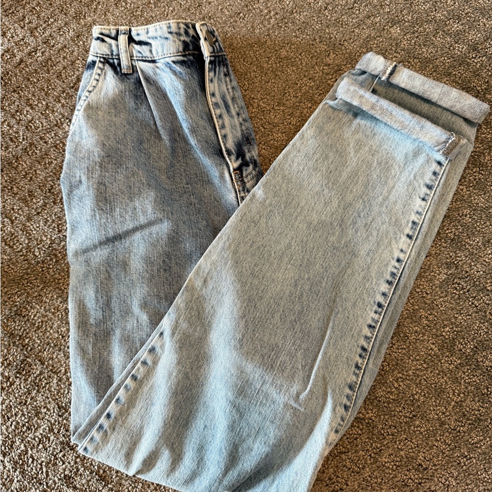 Classic Light Wash Denim Jeans
